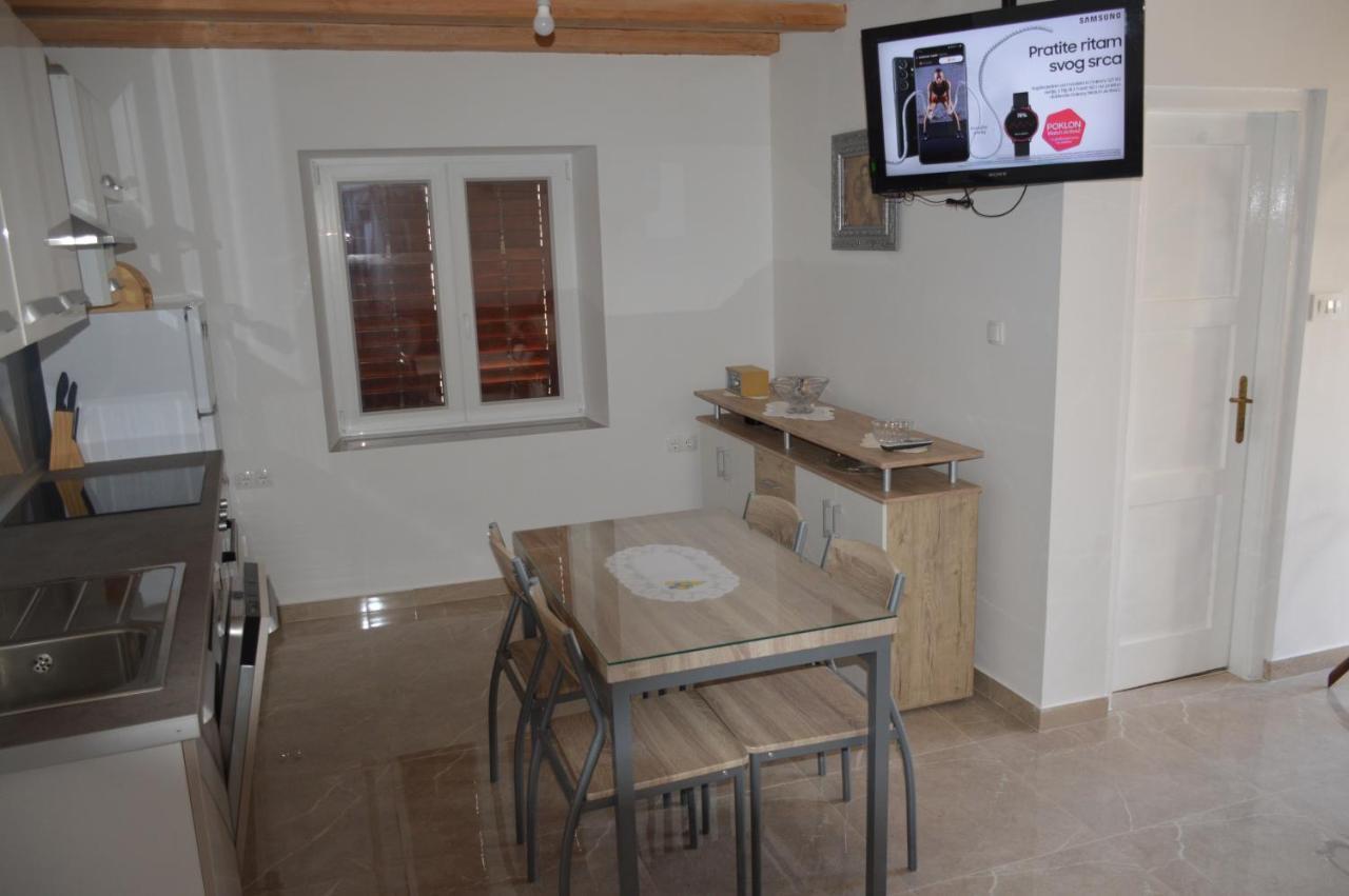 Studio Apartman Kata Đảo Prvić Ngoại thất bức ảnh
