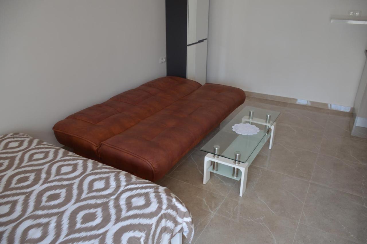 Studio Apartman Kata Đảo Prvić Ngoại thất bức ảnh